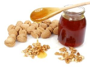 The increase in potency in men occurs when they consume nuts and honey