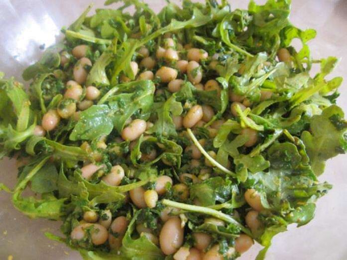 pine nuts with arugula to increase strength